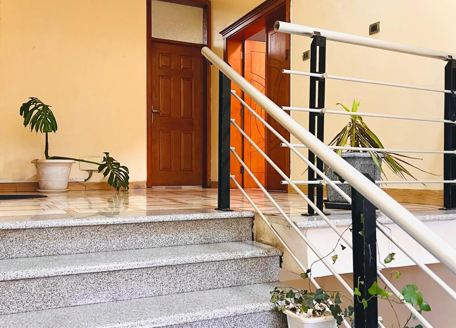 Cmc Luxury Apartment Addis Ababa